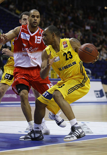 凭借强大的 凭借强大的