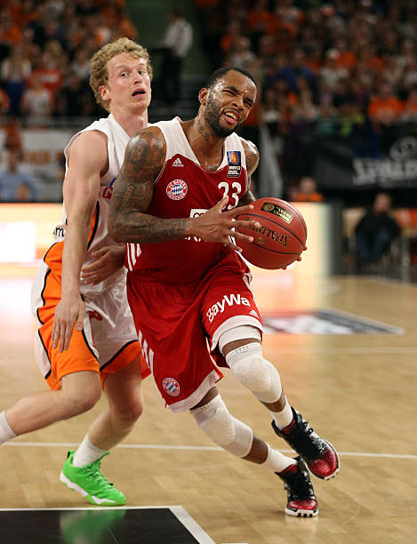 这位年轻的 这位年轻的